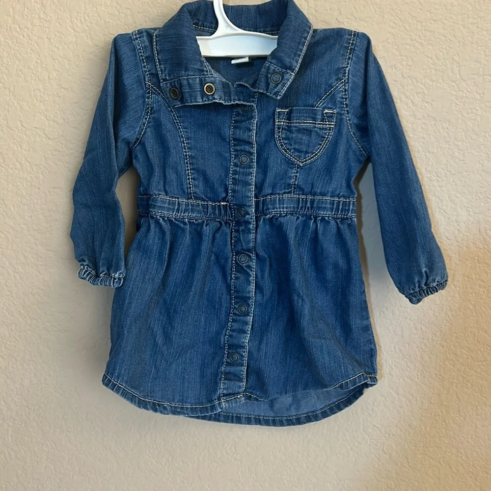 Old Navy button snap denim dress